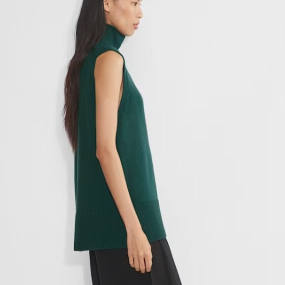 ARITZIA Babaton Successor Merino Wool Sleeveless Turtleneck - Picture 2 of 3